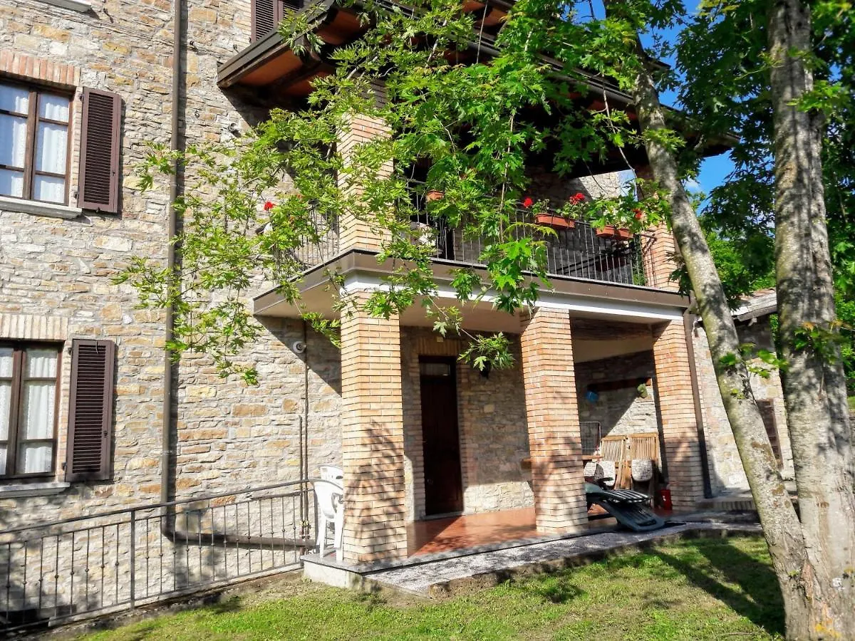 Vakantiehuis Refurbished 3 Bedroom Farmhouse In Emilia Piacenza Italië