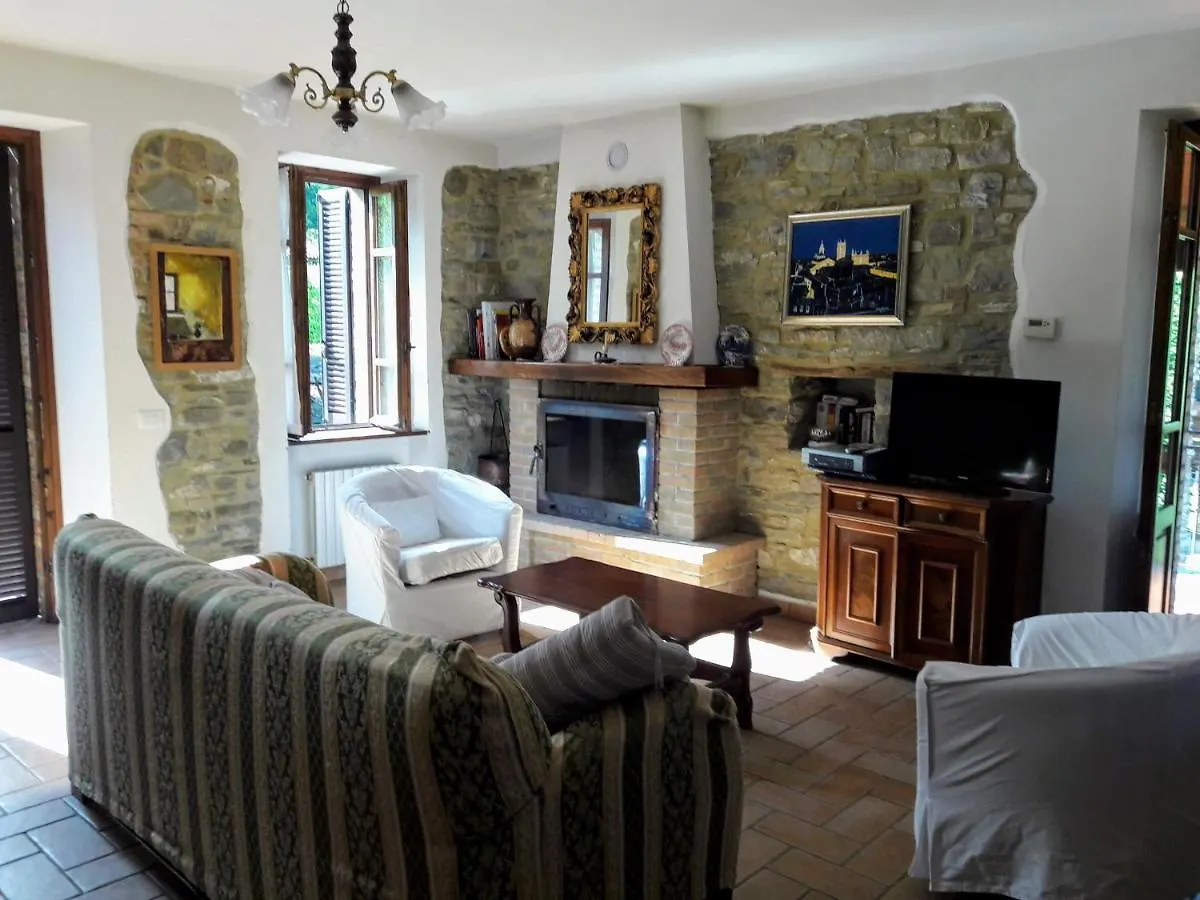 Vakantiehuis Refurbished 3 Bedroom Farmhouse In Emilia Piacenza