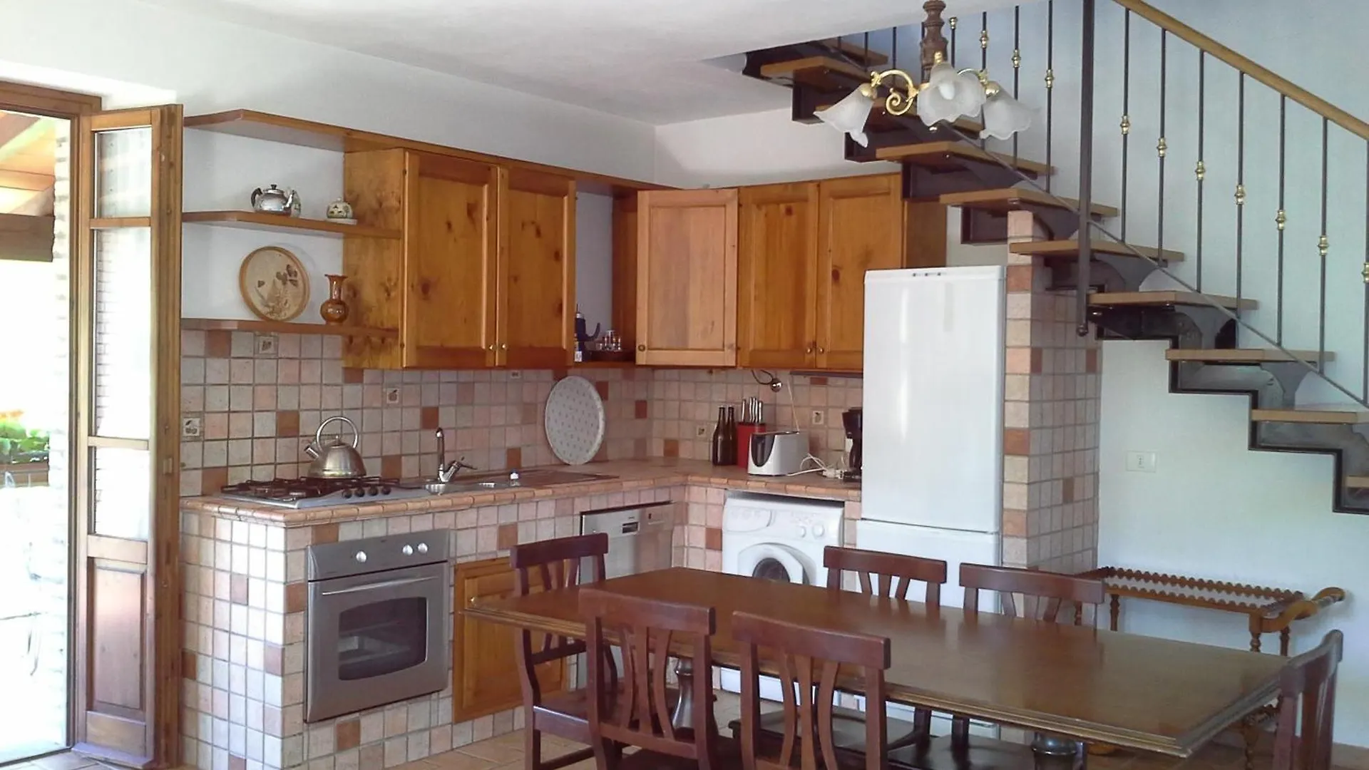 Refurbished 3 Bedroom Farmhouse In Emilia Piacenza Vakantiehuis