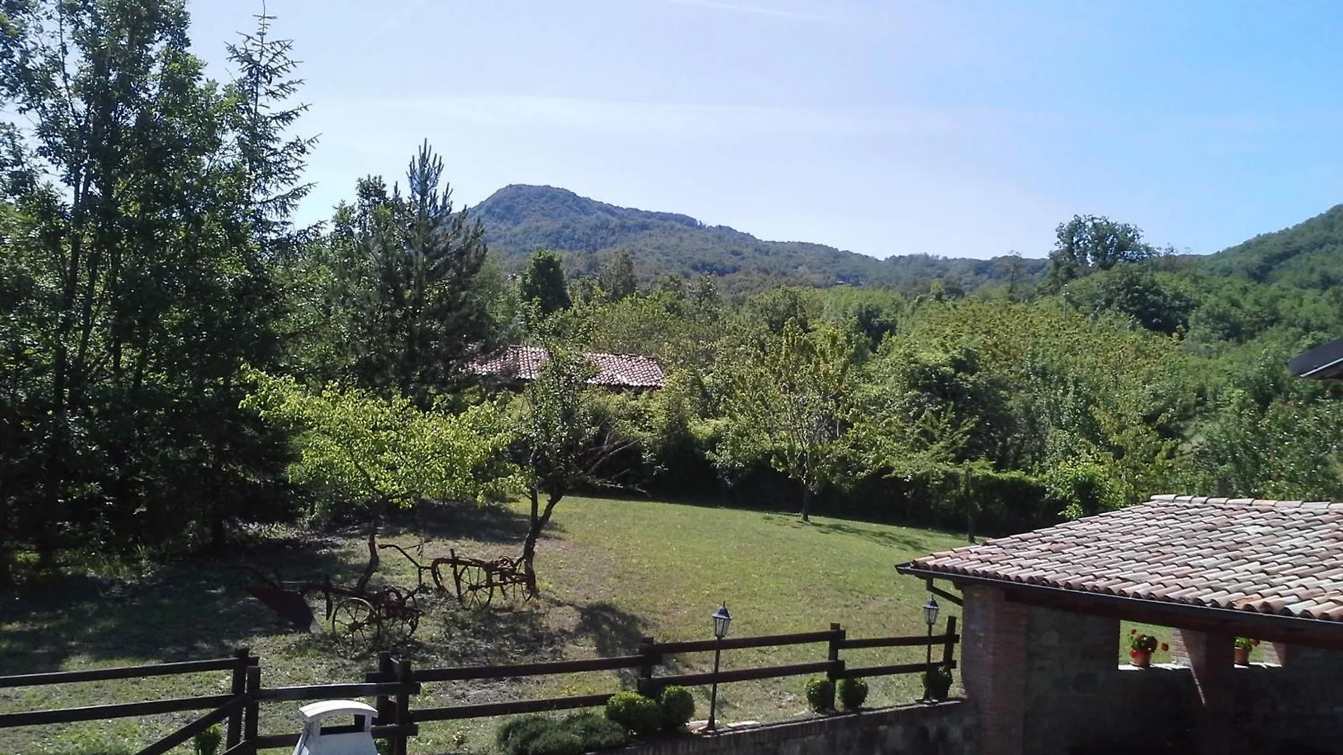 Refurbished 3 Bedroom Farmhouse In Emilia Piacenza 0*,